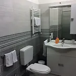 Bed & Breakfast Bella -parcheggio Privato Interno 3*