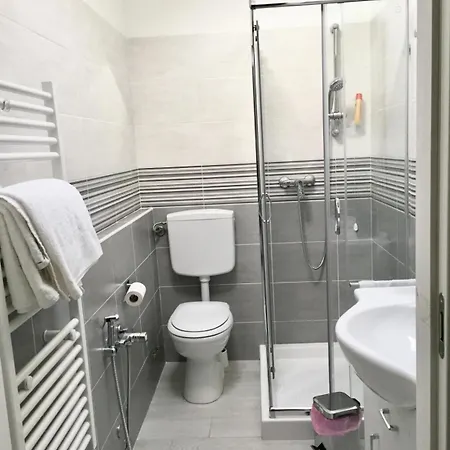 Bella -parcheggio Privato Interno Panzió