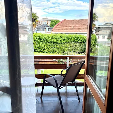 Bella -parcheggio Privato Interno Bed & Breakfast Arona