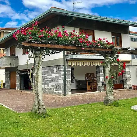 Bed & Breakfast Bella -parcheggio Privato Interno Arona