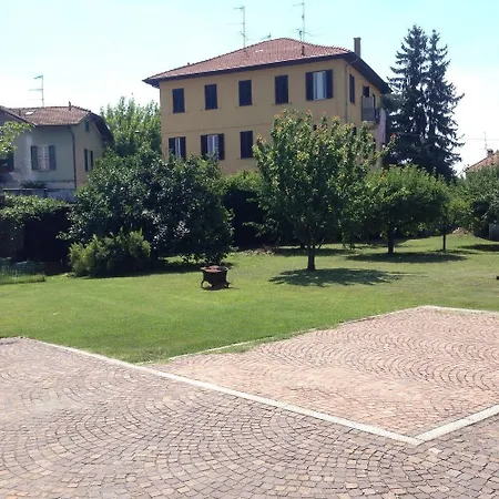 Bella -parcheggio Privato Interno Bed & Breakfast 3*