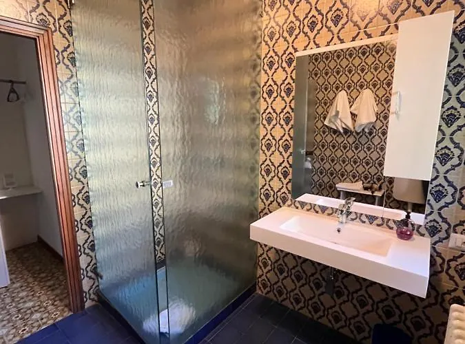 Bella -parcheggio Privato Interno Bed and breakfast