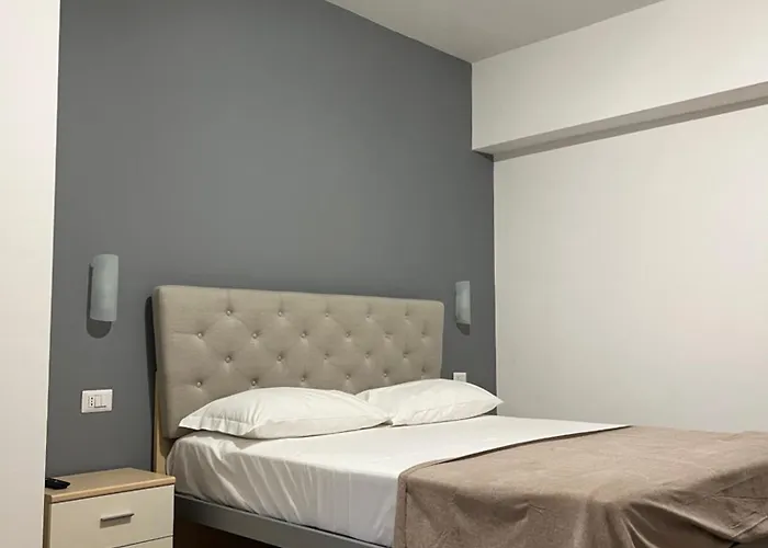 Bed and breakfast Bella -parcheggio Privato Interno Arona