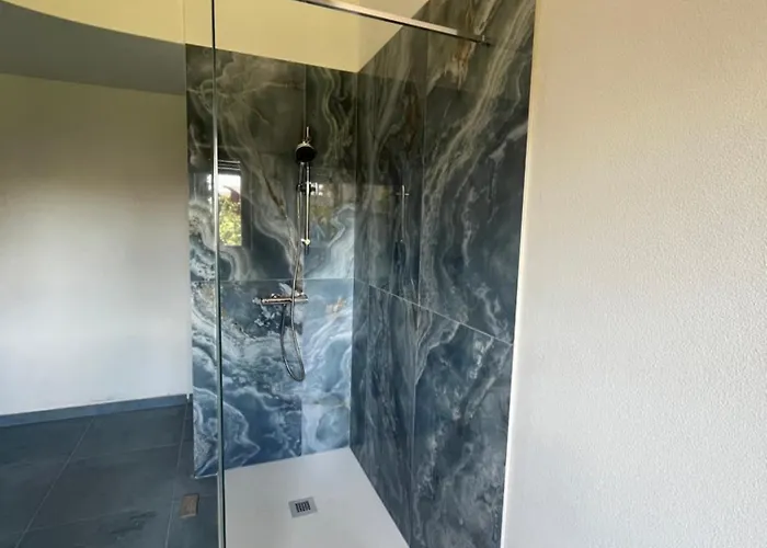 Bed & Breakfast Bella -parcheggio Privato Interno 3*