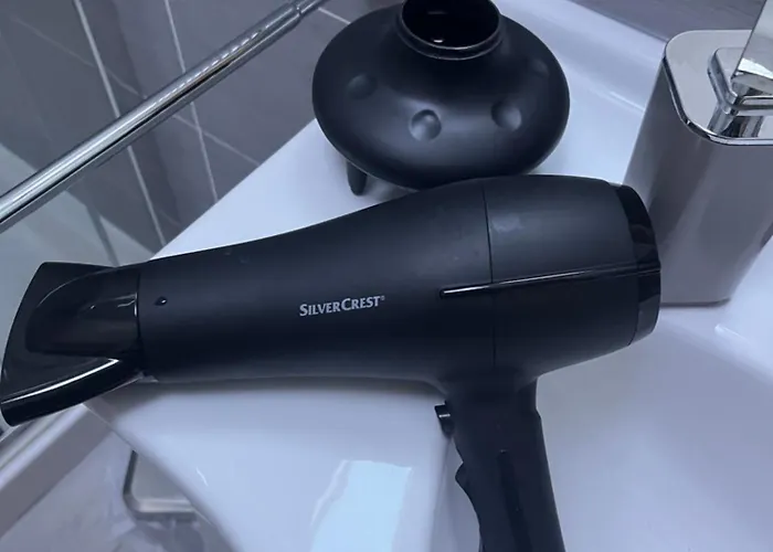 Bella -parcheggio Privato Interno Bed and breakfast Arona