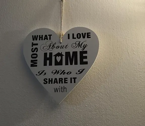 Bed and breakfast Bella -parcheggio Privato Interno Arona