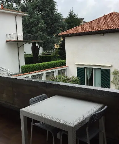 Bed and breakfast Bella -parcheggio Privato Interno Arona